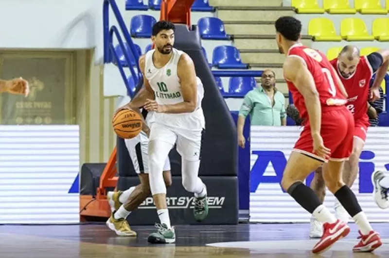 الأهلي والاتحاد الأهلي والاتحاد